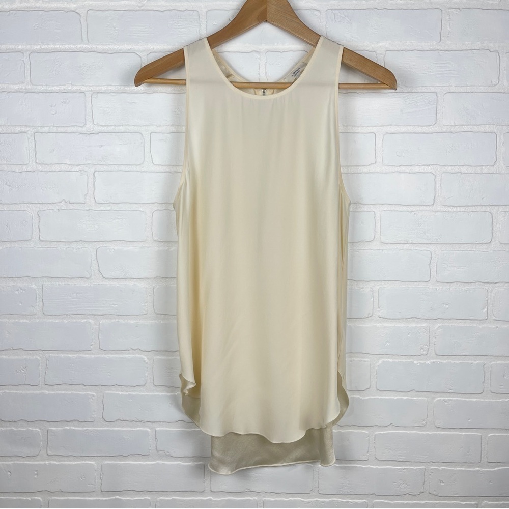 Aritzia Wilfred Cream 100% Silk Sleeveless Blouse hi low hem zipper back small